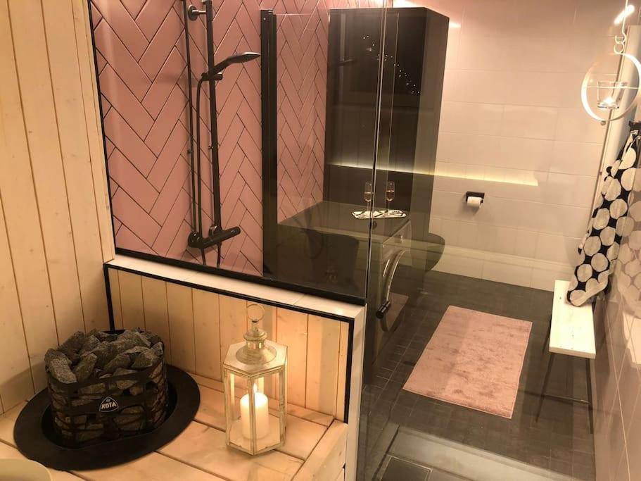Snowcrystal Home With Jacuzzi And Sauna روفانييمي المظهر الخارجي الصورة