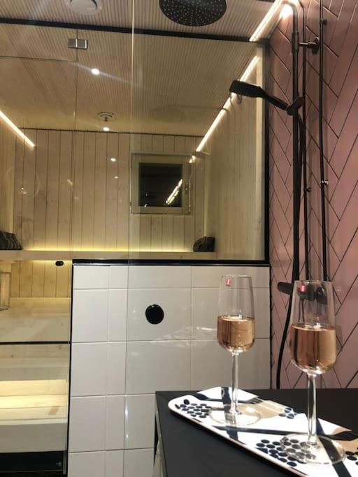 Snowcrystal Home With Jacuzzi And Sauna روفانييمي المظهر الخارجي الصورة