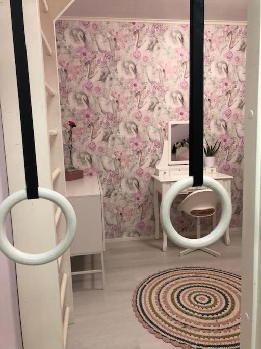 Snowcrystal Home With Jacuzzi And Sauna روفانييمي المظهر الخارجي الصورة
